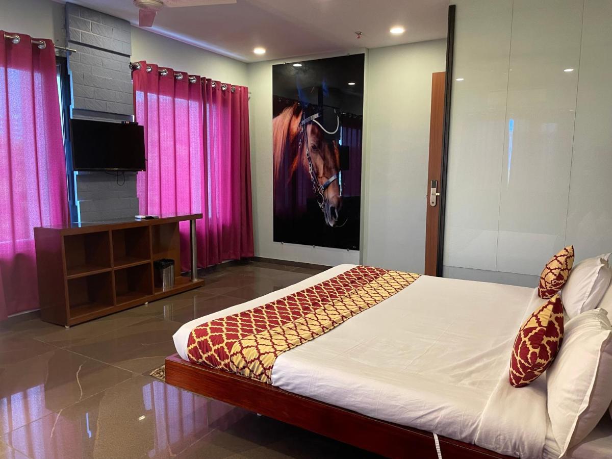 Hotel Airport Kk Nagpur Esterno foto